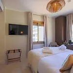 Hotel Lou 3*