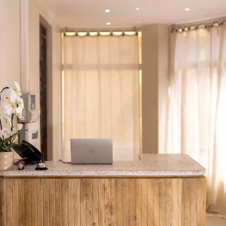 Lou Otel Juan-les-Pins